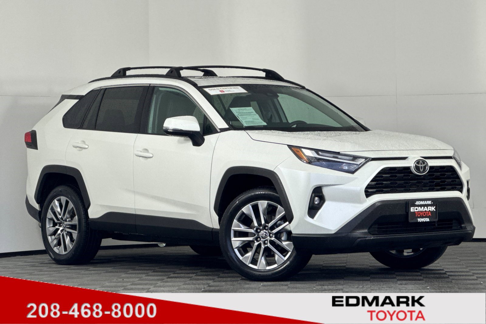 2022 Toyota RAV4 XLE Premium's photo
