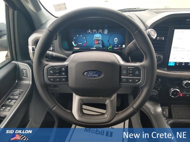 2025 Ford F-150 XLT photo 2