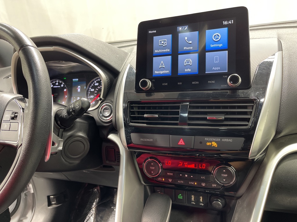 2023 Mitsubishi Outlander SE photo 13