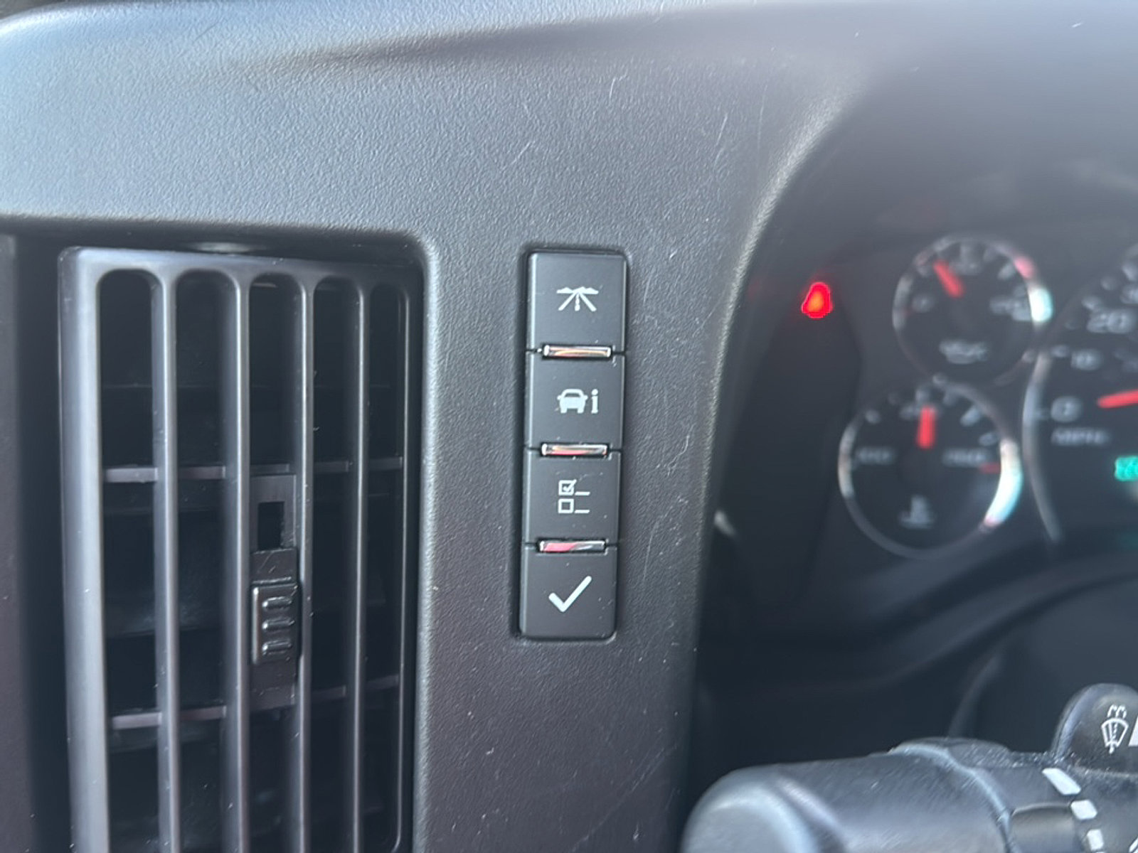 2023 Gmc Savana 2500 Cargo photo 25