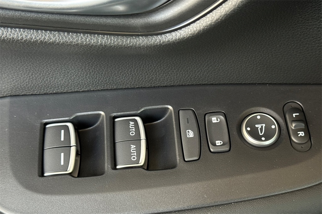 2026 Honda HR-V Sport photo 12