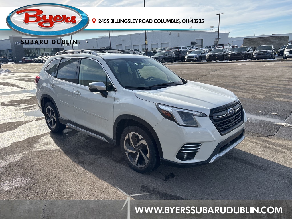 2023 Subaru Forester Touring's photo