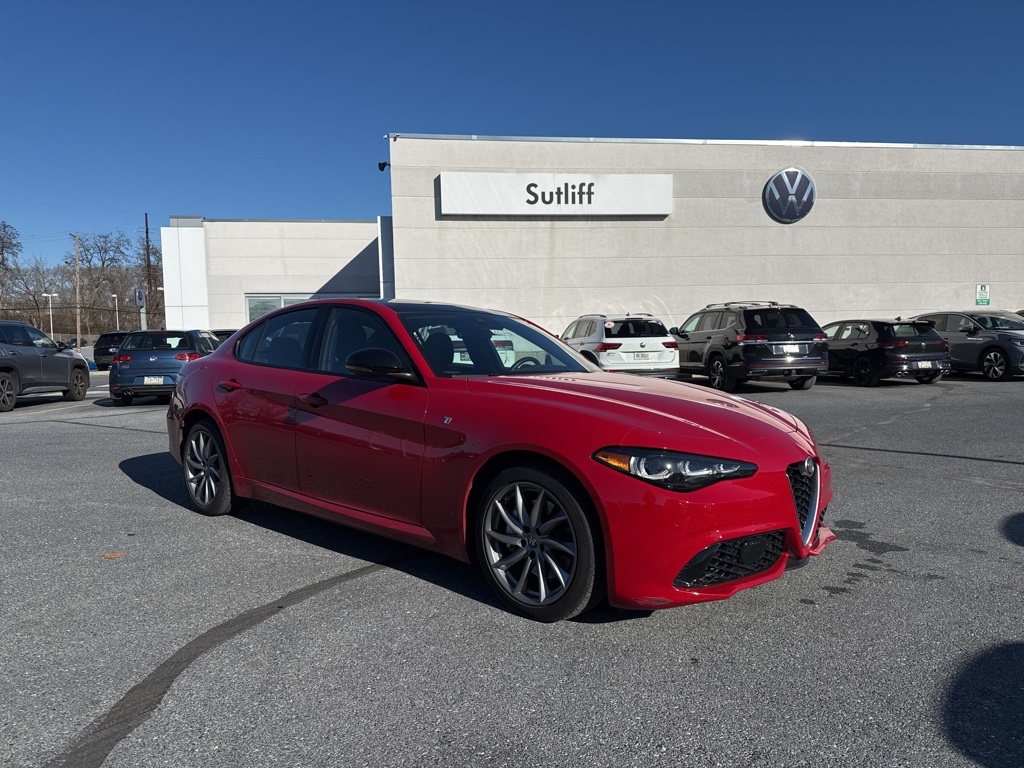 2024 Alfa Romeo Giulia Ti's photo