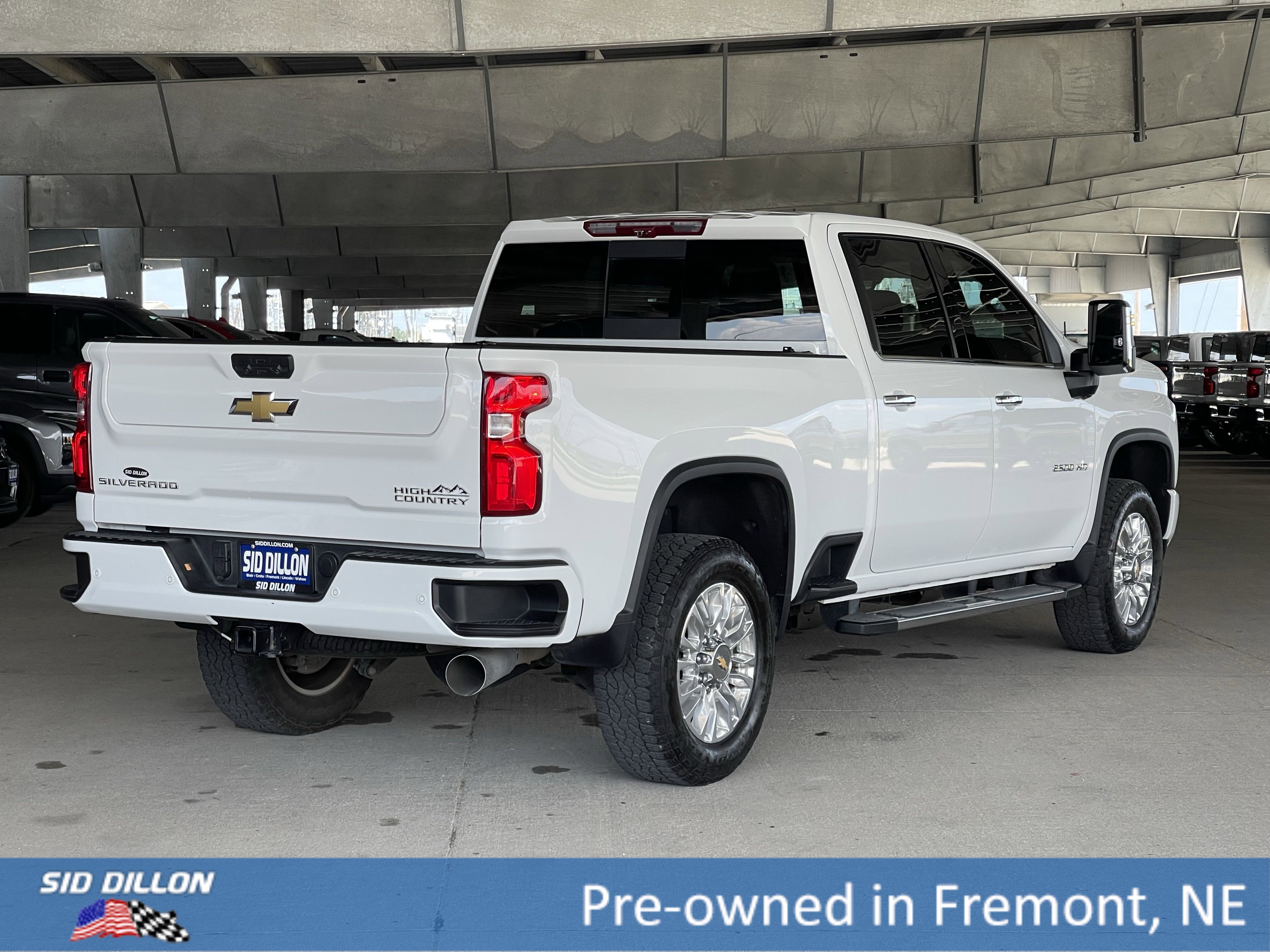 2022 Chevrolet Silverado 2500HD High Country photo 10