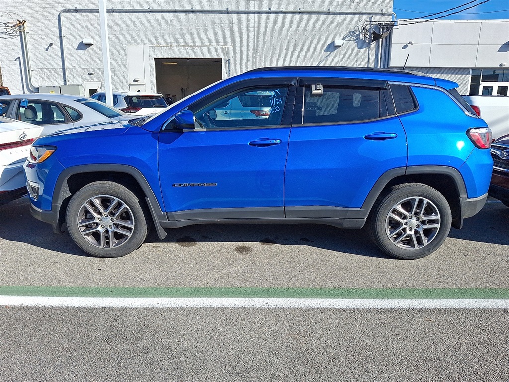 2019 Jeep Compass Latitude photo 3