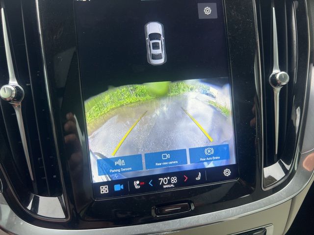 2024 Volvo S60 B5 Core photo 38
