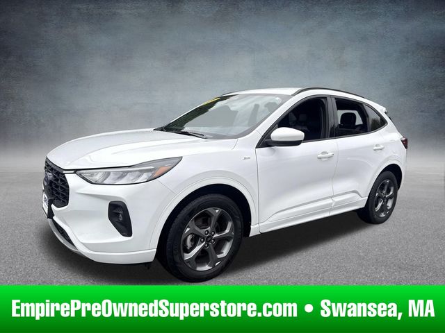 2023 Ford Escape ST-Line Select's photo