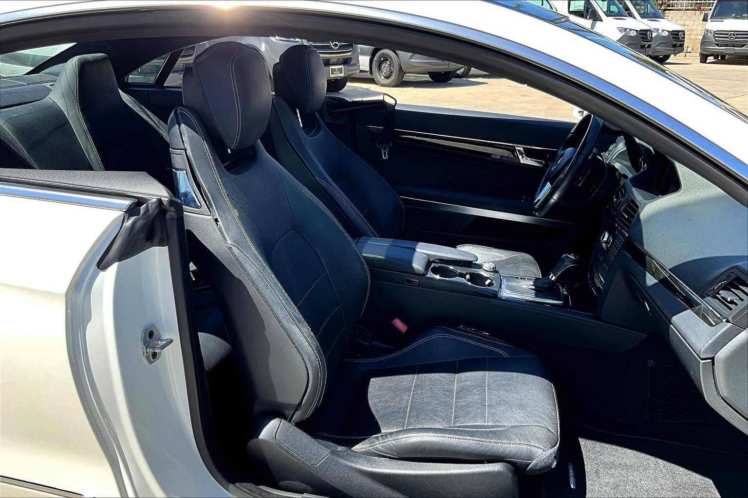 2013 Mercedes Benz E 550 photo 8