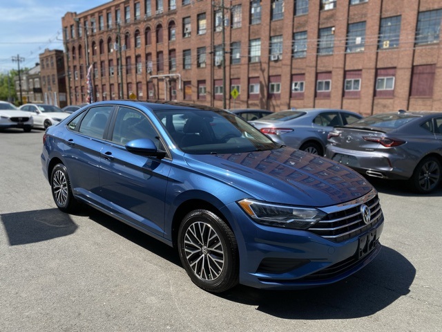 2020 Volkswagen Jetta SEL photo 3