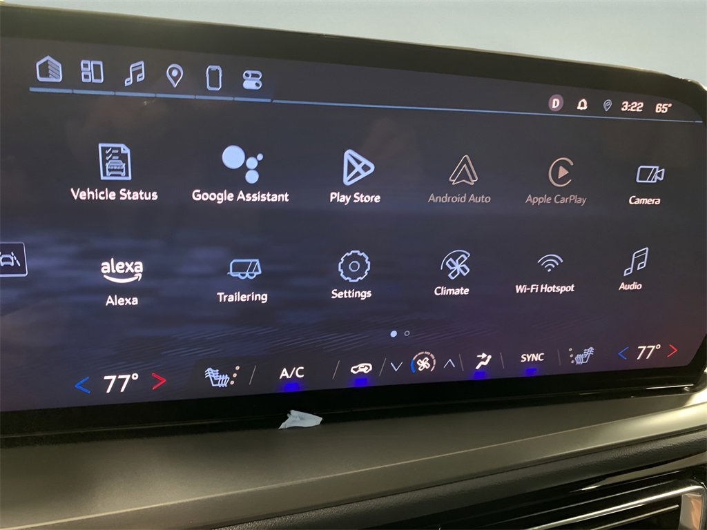 2025 Chevrolet Traverse photo 25