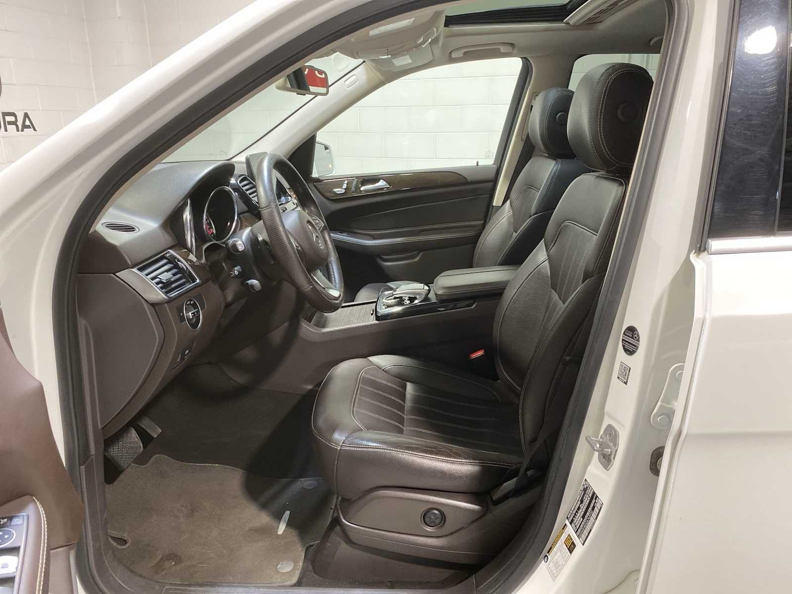 Used 2016 Mercedes-Benz GLE-Class GLE350 with VIN 4JGDA5HB5GA763732 for sale in Verona, NJ