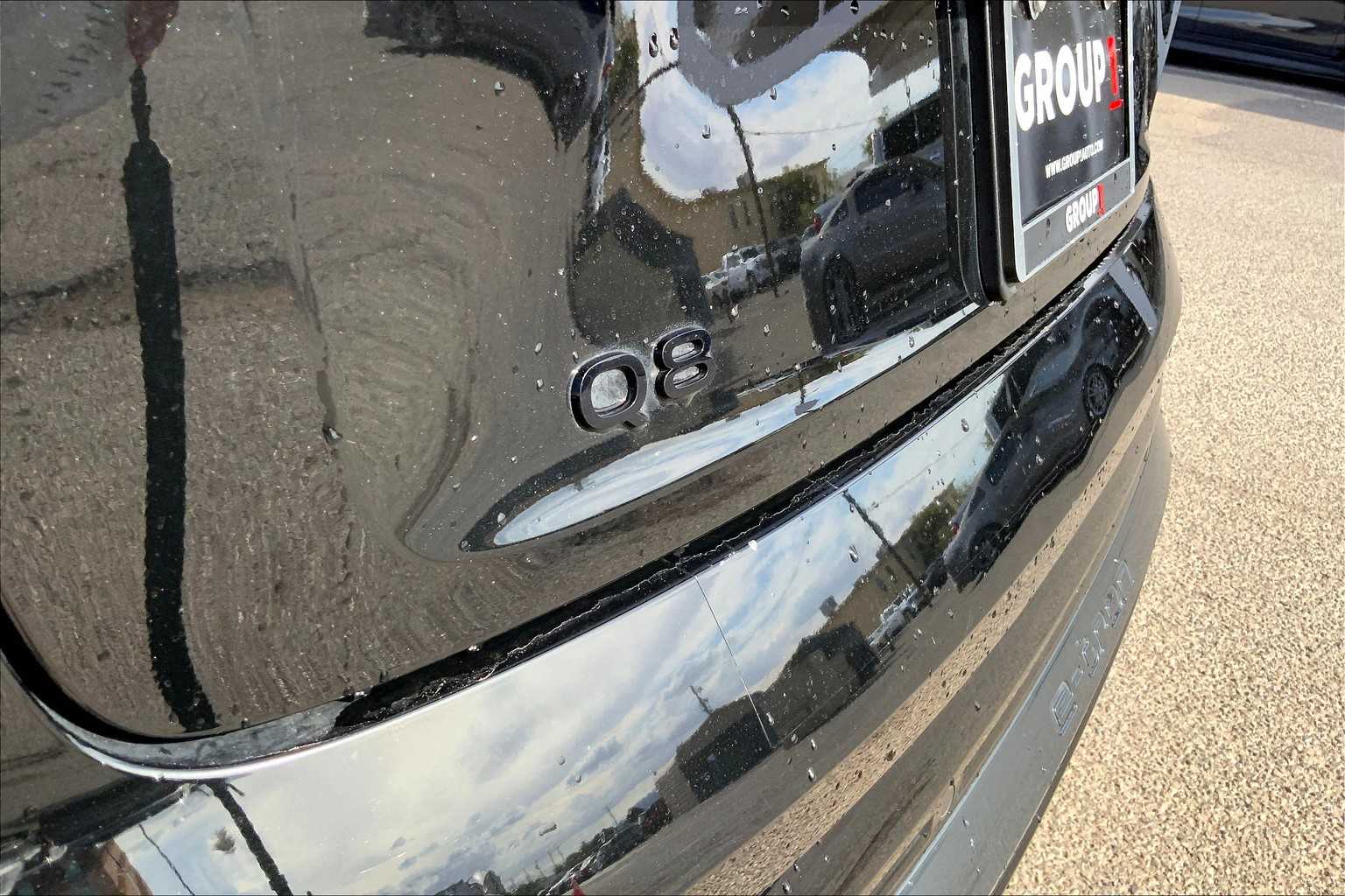 2024 Audi Q8 E-tron Premium Plus photo 25