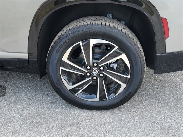 2025 Buick Enclave Sport Touring photo 3
