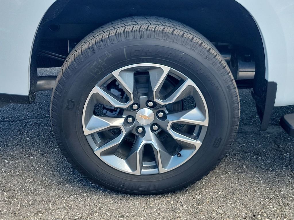 2026 Chevrolet Silverado 1500 LT photo 18