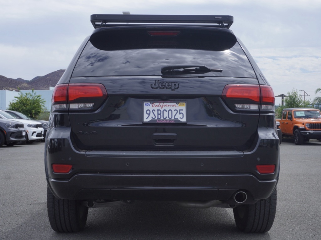 2018 Jeep Grand Cherokee Altitude photo 4