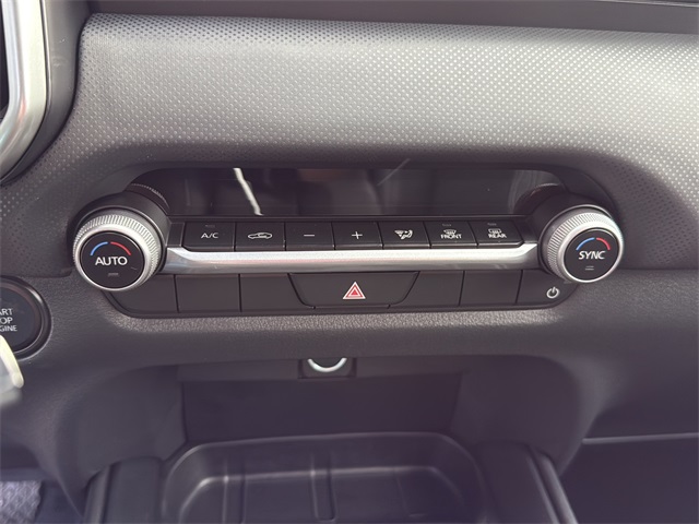 2025 Mazda CX-50 2.5 Select photo 26