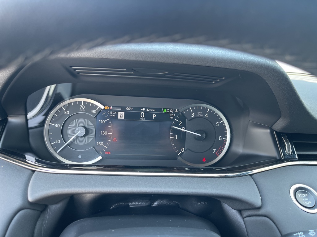 2023 Land Rover Range Rover Evoque R-Dynamic SE photo 6
