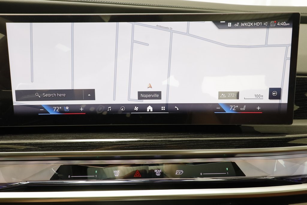2026 Bmw 750e photo 8