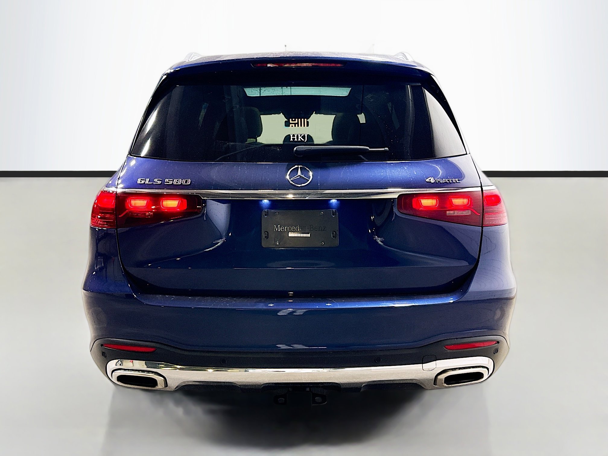 2024 Mercedes Benz GLS 580 4MATIC photo 3