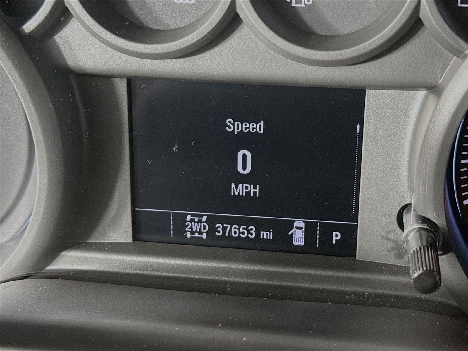 2023 Chevrolet Silverado Custom photo 2