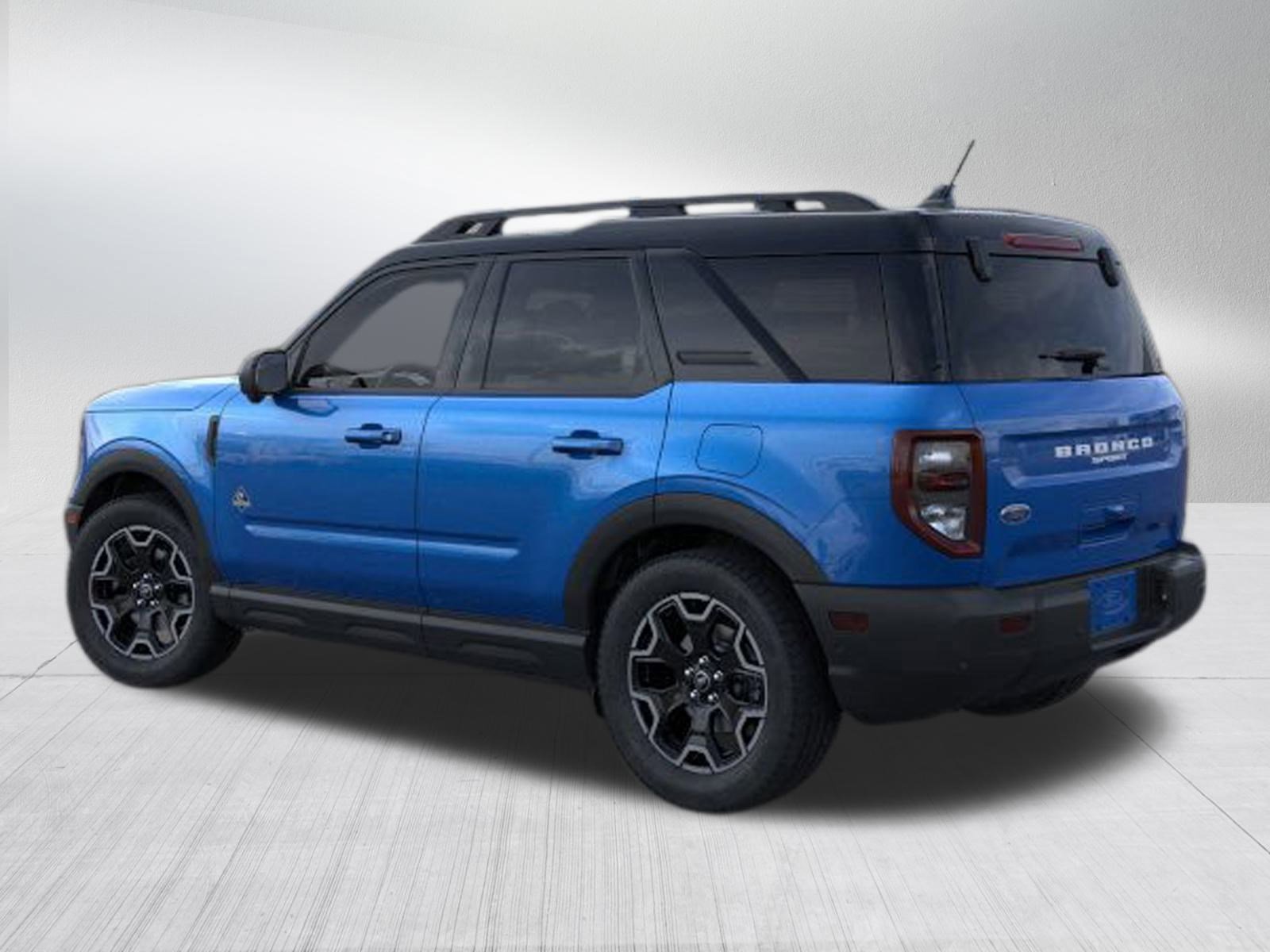 2025 Ford Bronco Sport Outer Banks photo 3