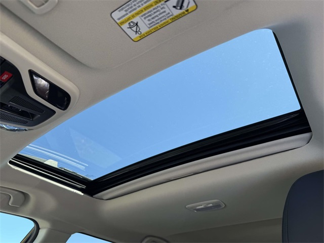 2025 Subaru Outback Limited XT photo 3