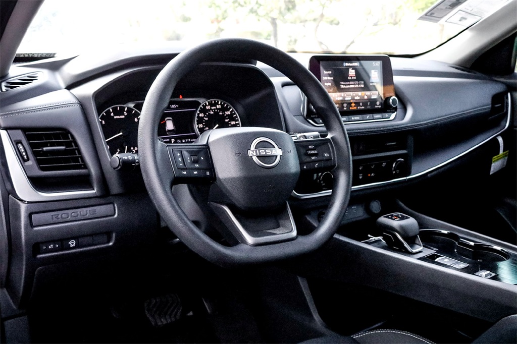 2025 Nissan Rogue S photo 12