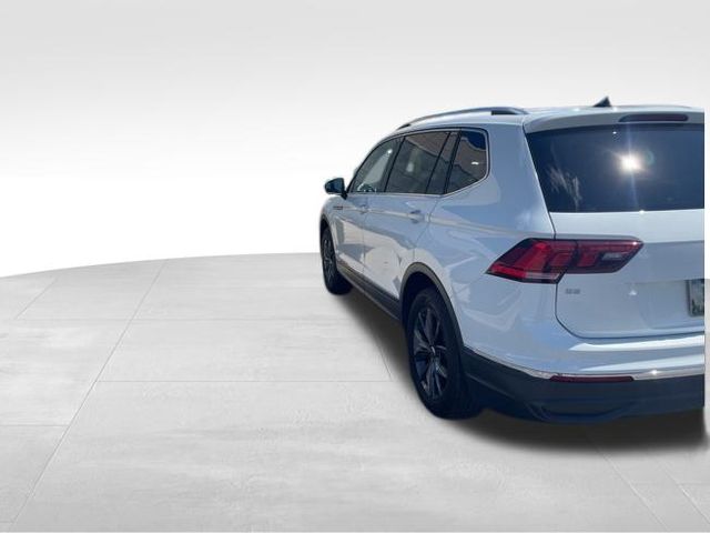 2022 Volkswagen Tiguan SE photo 4