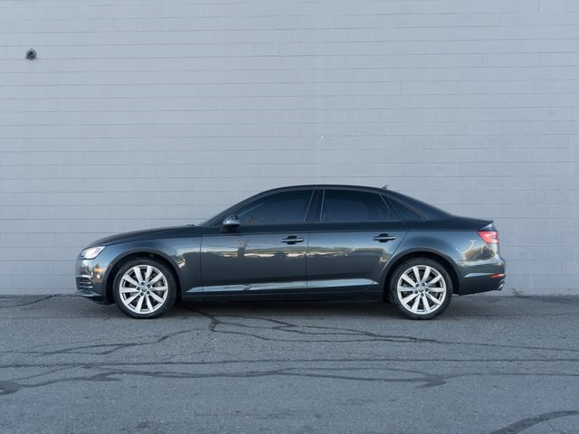 2017 Audi A4 2.0T Premium photo 2