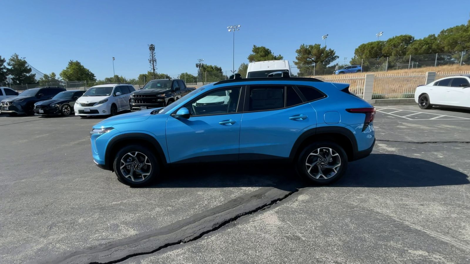 2025 Chevrolet Trax LT photo 33