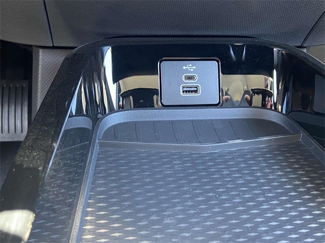 2025 Ford Mustang Mach-E Select photo 19