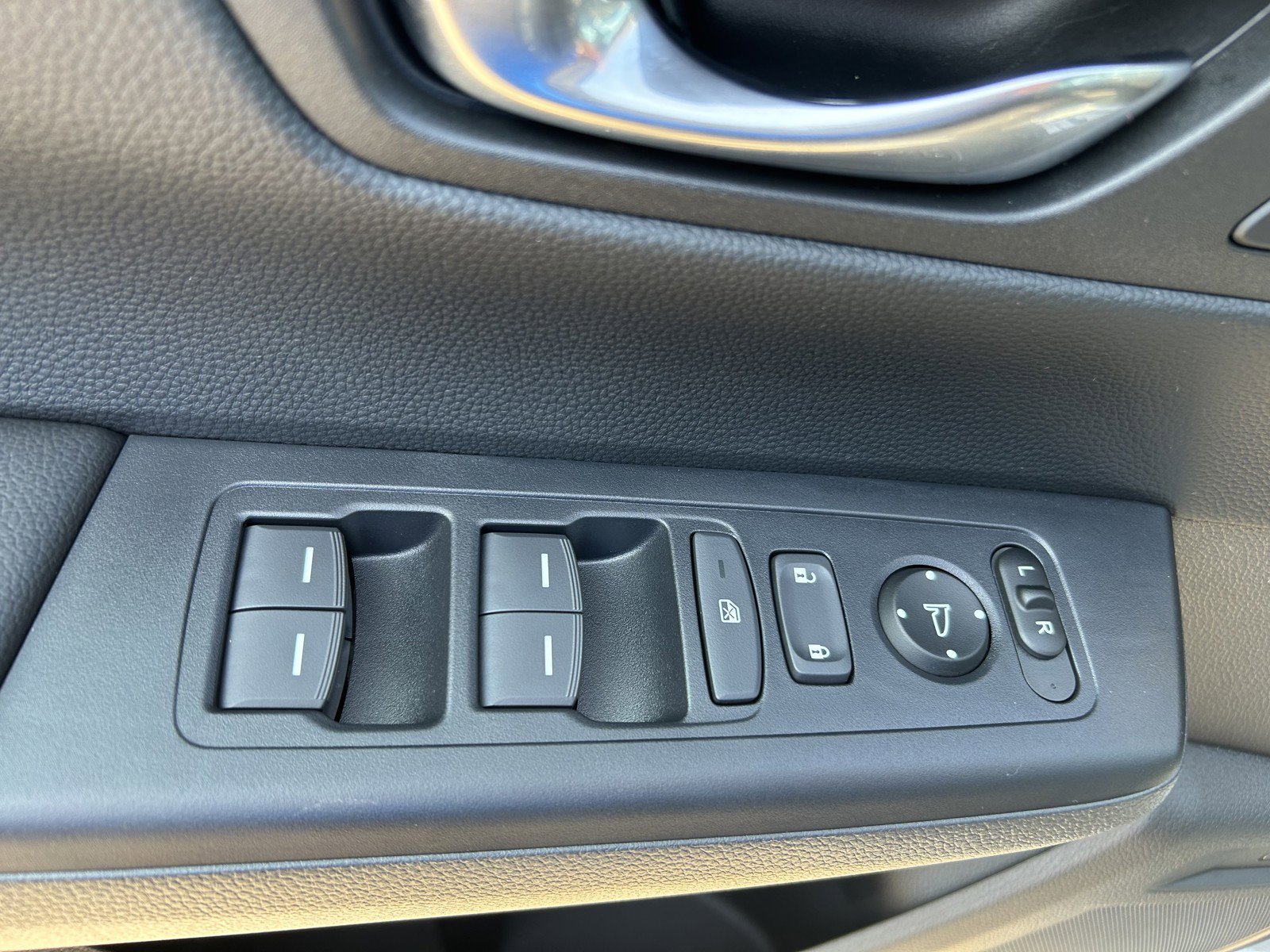 2026 Honda CR-V Sport-L Hybrid photo 10