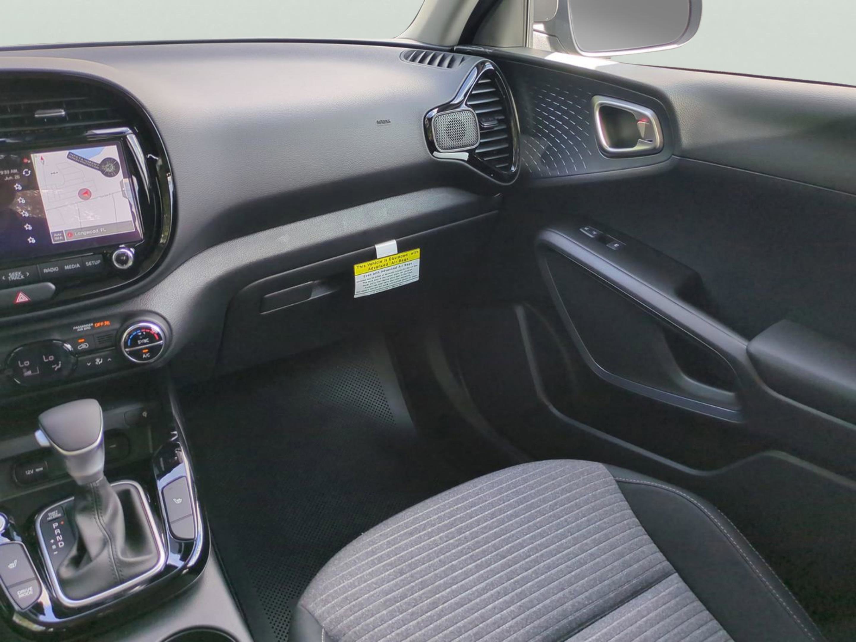 2025 Kia Soul EX photo 13