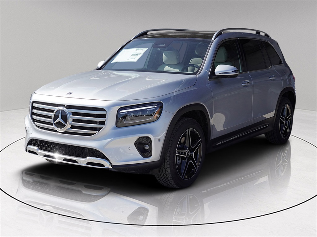 2026 Mercedes Benz GLB 250 photo 3