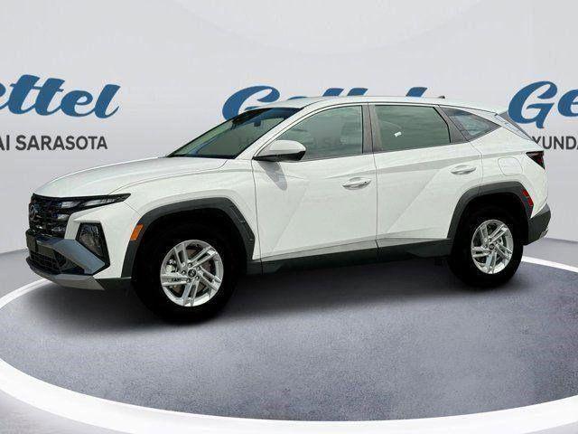 2025 Hyundai Tucson SE photo 2