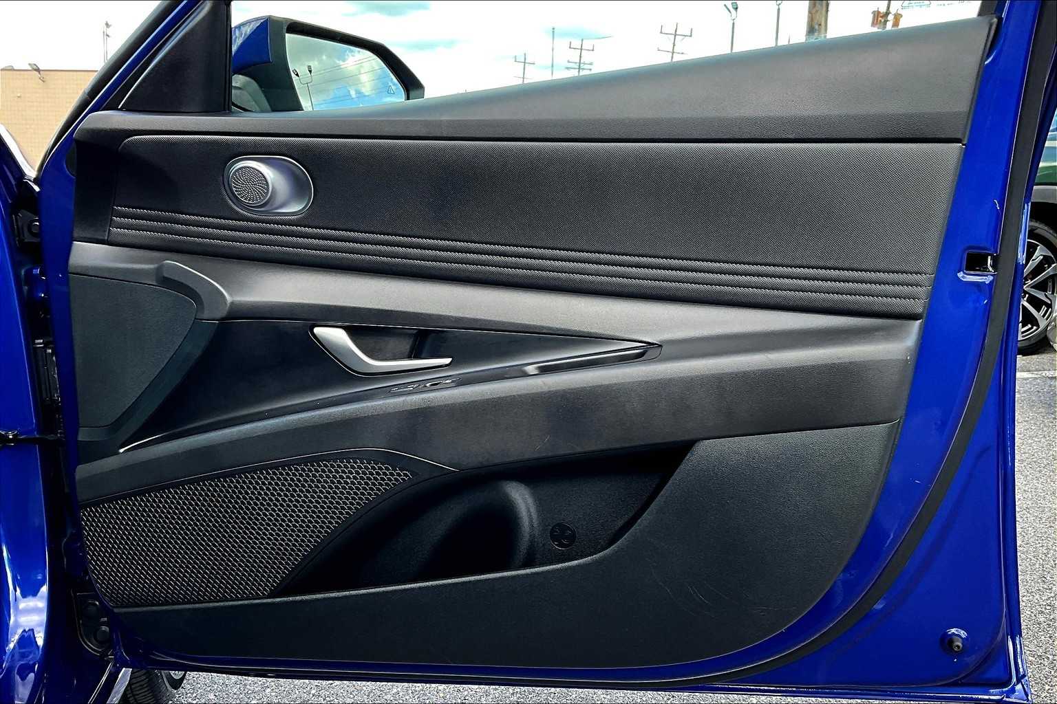 2024 Hyundai Elantra SEL Convenience photo 20