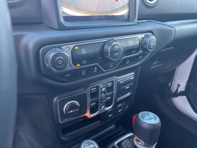 2018 Jeep Wrangler Unlimited Sahara photo 24