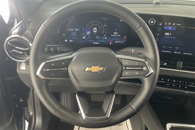 2025 Chevrolet Equinox LT photo 30