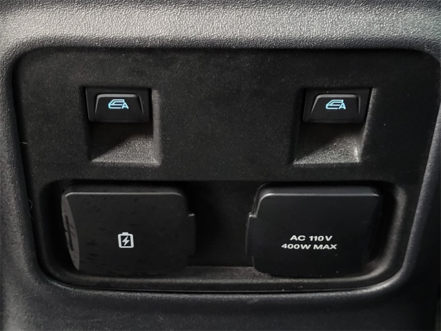 2022 Ford Bronco Outer Banks photo 32