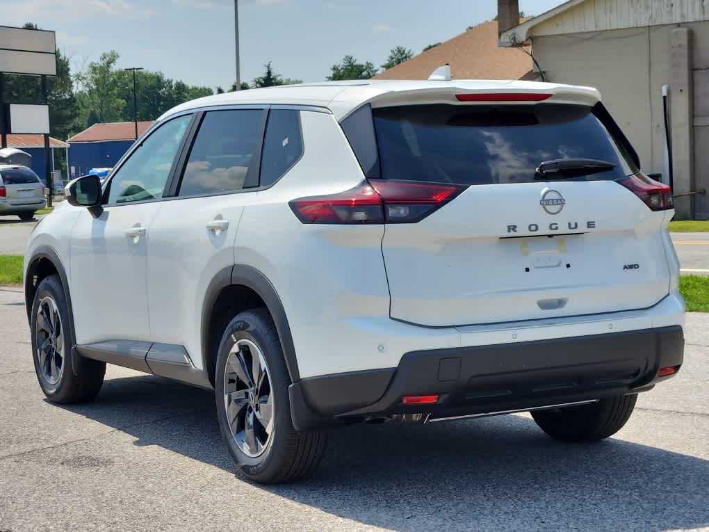 2025 Nissan Rogue SV photo 4