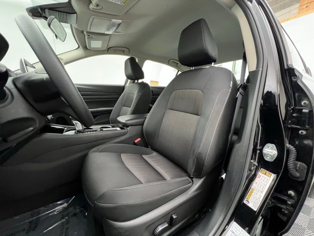 2024 Nissan Altima 2.5 SV photo 18