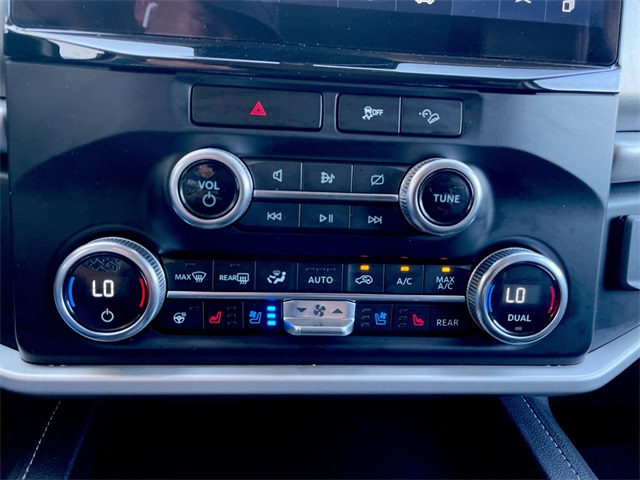 2023 Ford Expedition MAX XLT photo 11