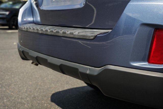 2016 Subaru Outback Limited photo 7