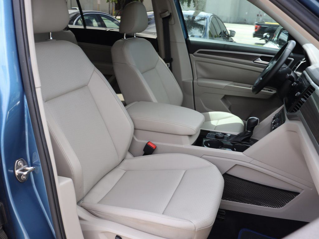 2019 Volkswagen Atlas SEL photo 21