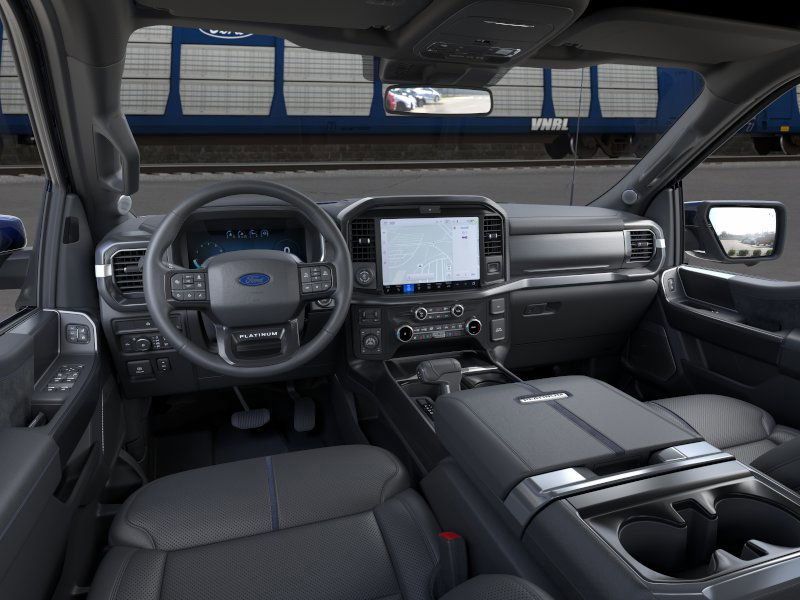 2025 Ford F-150 Platinum photo 8