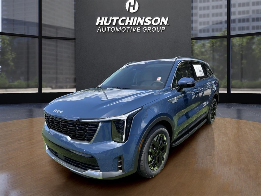 2025 Kia Sorento S photo 3