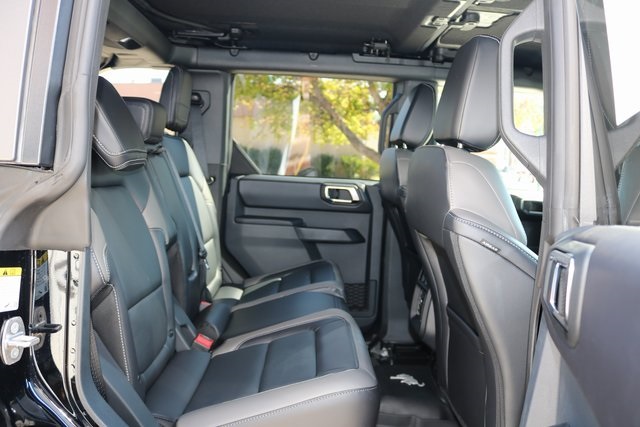 2025 Ford Bronco Outer Banks photo 24