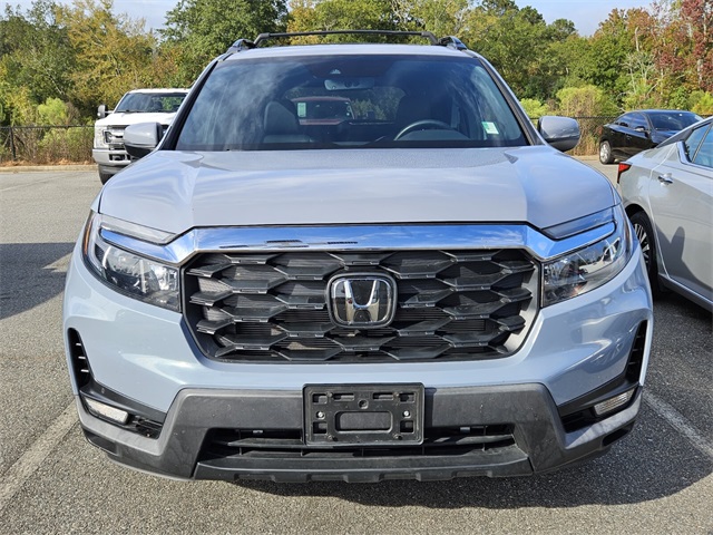 2023 Honda Passport EX-L photo 2