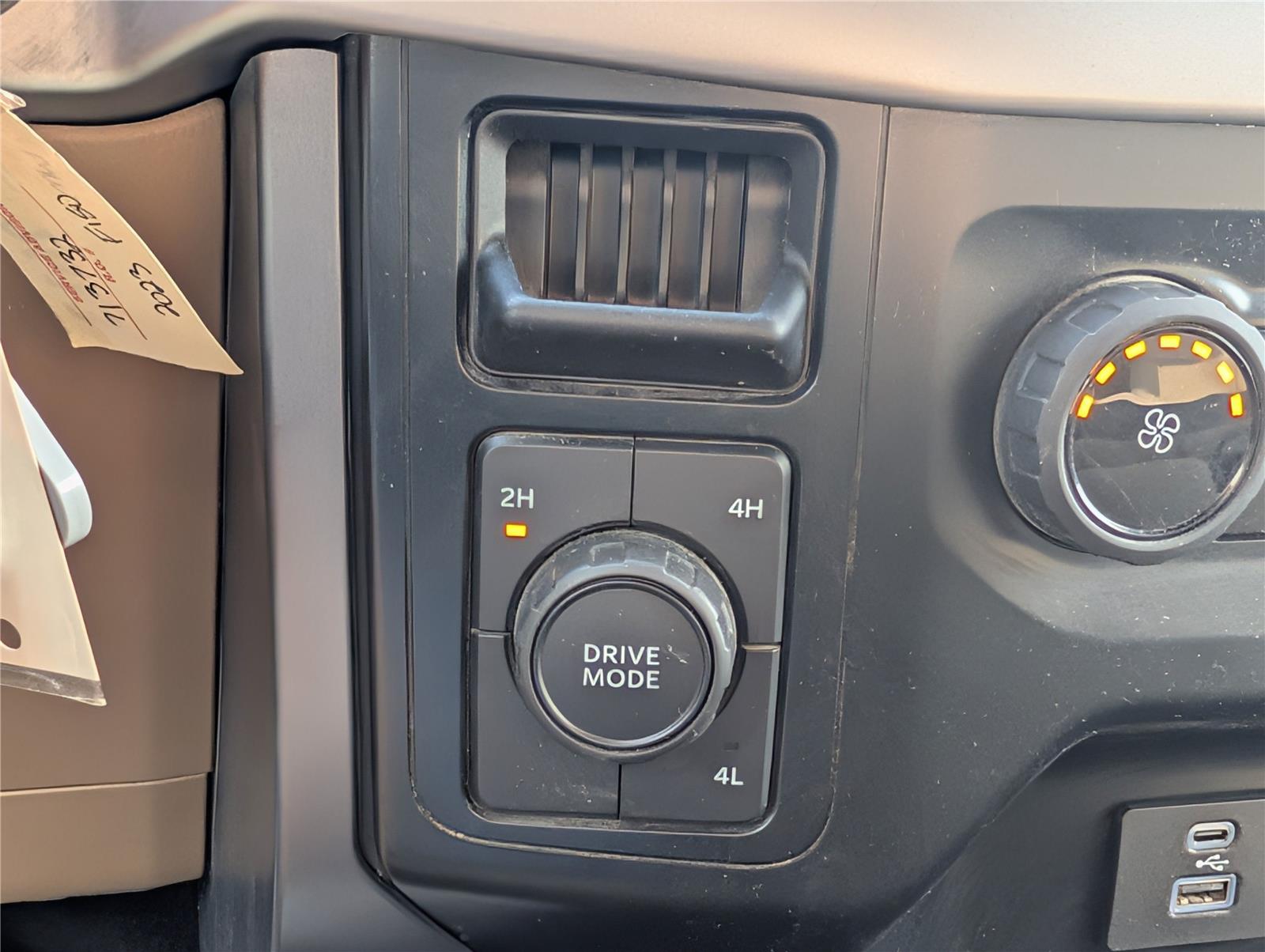 2023 Ford F-150 XLT photo 17