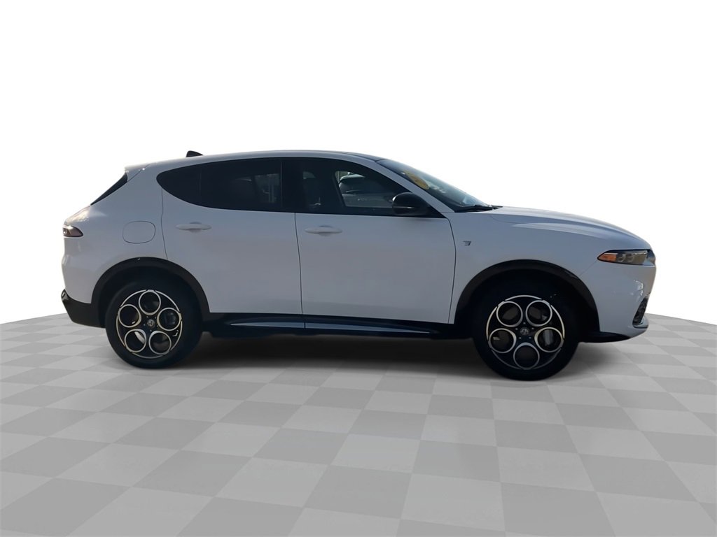 2024 Alfa Romeo Tonale Ti photo 9